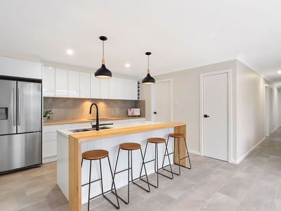 3 Lyrebird Drive, Nowra