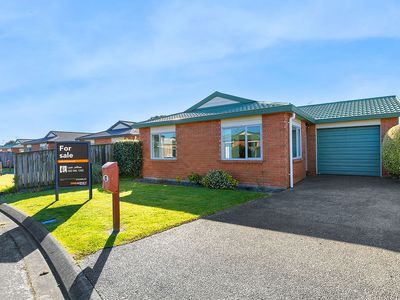 16 Pohutukawa Grove, Titahi Bay