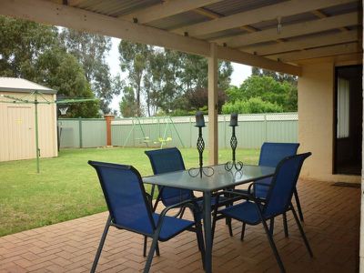 15 Namoi Crescent, Dubbo