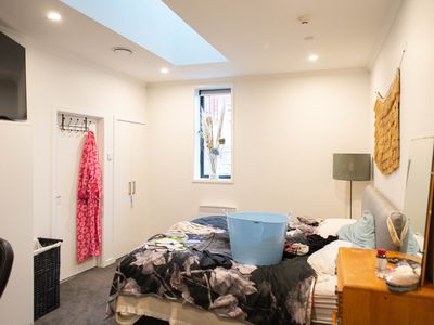 2 / 342 George Street, Dunedin