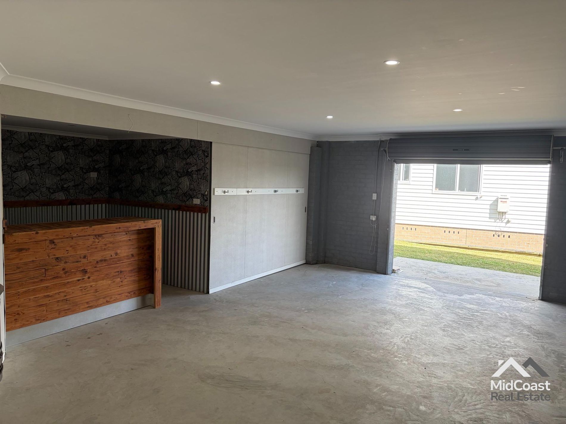 15 Coastal View Drive, Tallwoods Village