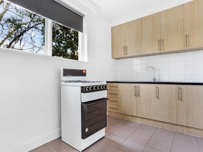 2 / 9 Walker Street, Northcote