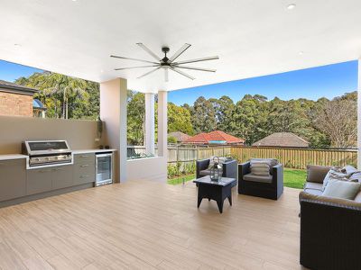 8 Oakes Avenue, Eastwood