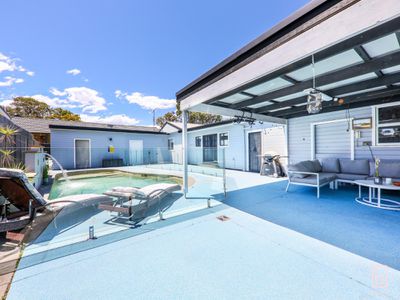 82 The Corso, Gorokan