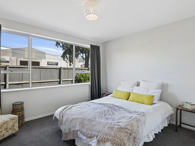 3 / 16 Lane Street, Woolston