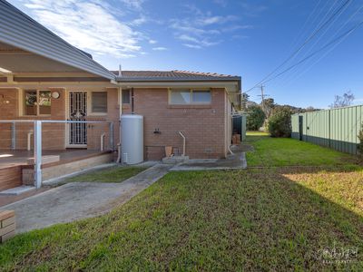 2 / 108 HUONS HILL ROAD, Wodonga