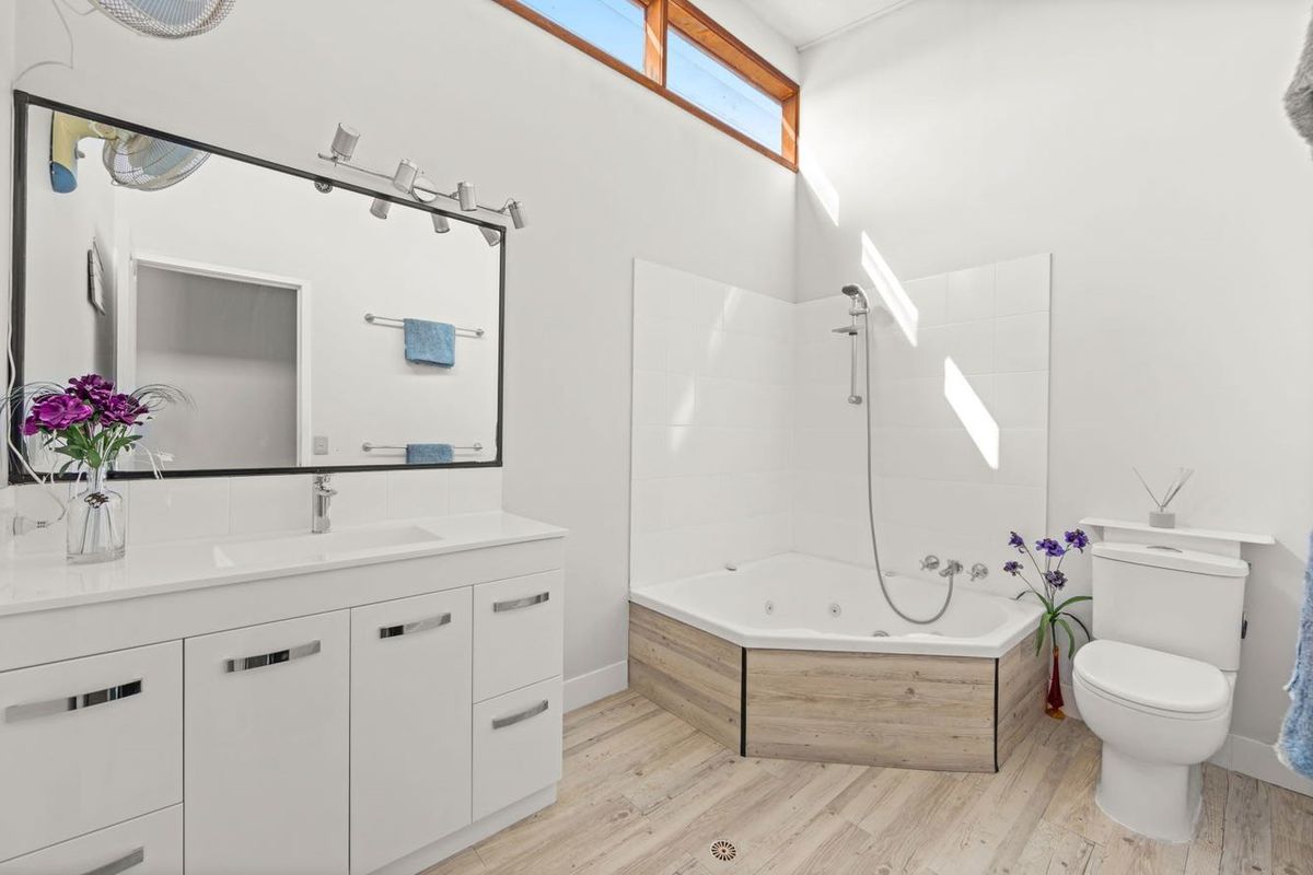 3 Solomon Court, Carrara