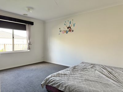 14 Brittle Street, Manor Lakes