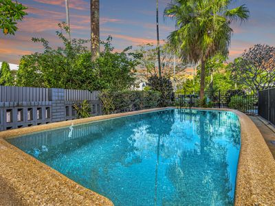 8 / 347 Lake Street, Cairns North