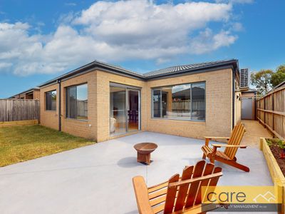 17 Brightstone Drive, Clyde North
