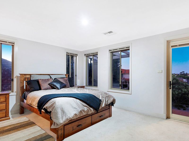 5 Garnet Grove, Glenwood