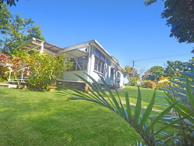 4 Elizabeth Street, Flying Fish Point