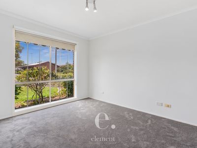 8 Trenton Parade, St Albans Park