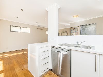 24 Waddell Road, Palmyra