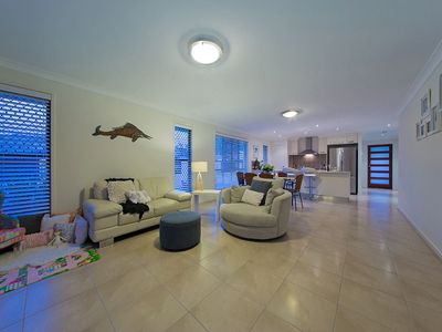17 Higgs Circuit, Wynnum West