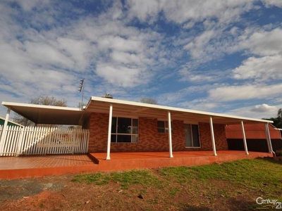 44 Jack William Drive, Dubbo