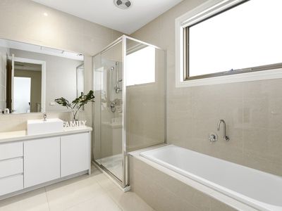 2 / 47 Venice Street, Mentone