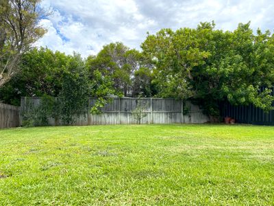 84 Safety Bay Rd, Shoalwater