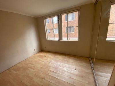 27 / 3 Riverpark Drive, Liverpool