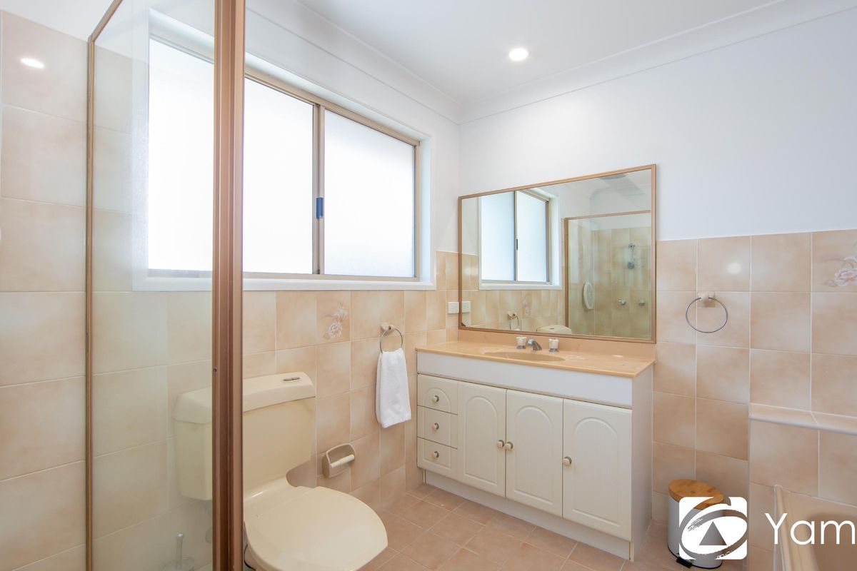 2 / 28 The Mainbrace, Yamba