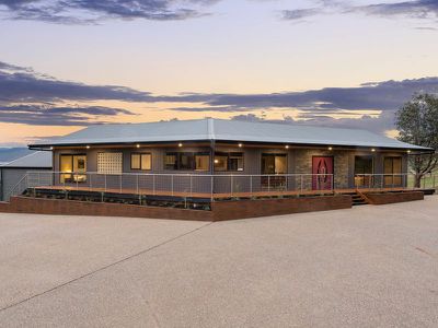 2 Ridge Way, Mountain Bay