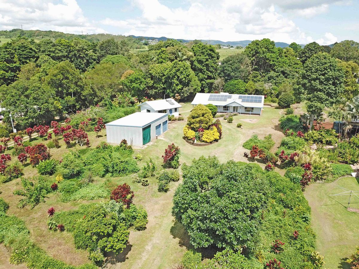 22 Panoramic Drive, Atherton