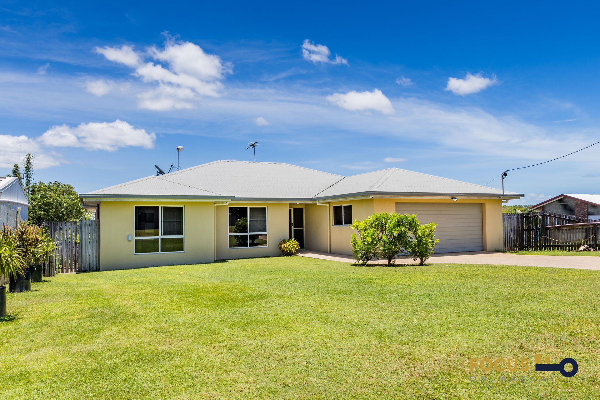 16 Rasmussen Avenue, Hay Point