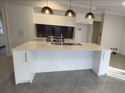 66 Lutea Loop, Hilbert