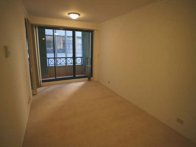 803 / 1 Hosking Place, Sydney