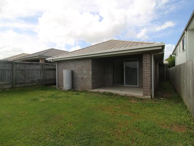 10 Leigh Crescent, Dakabin