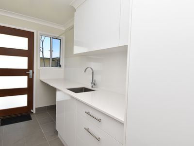 8 Honeyeater Court, Longreach
