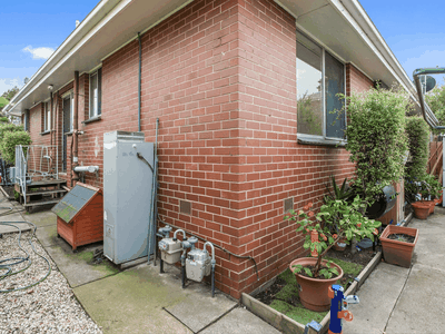 4 / 58 Nicholson Street, Essendon