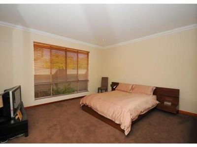 2 / 13 Cypress Street, Torquay