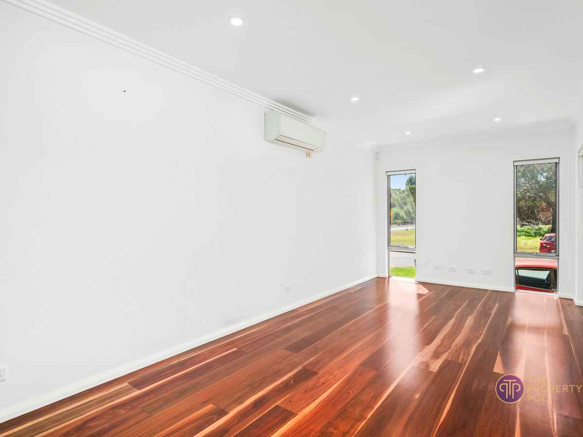 2 / 3 Oak Street, Cannington