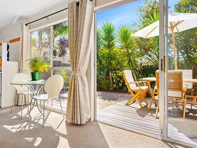 4/109A Te Atatu Road, Te Atatu South
