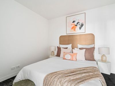 2207 / 288 Spencer Street, Melbourne