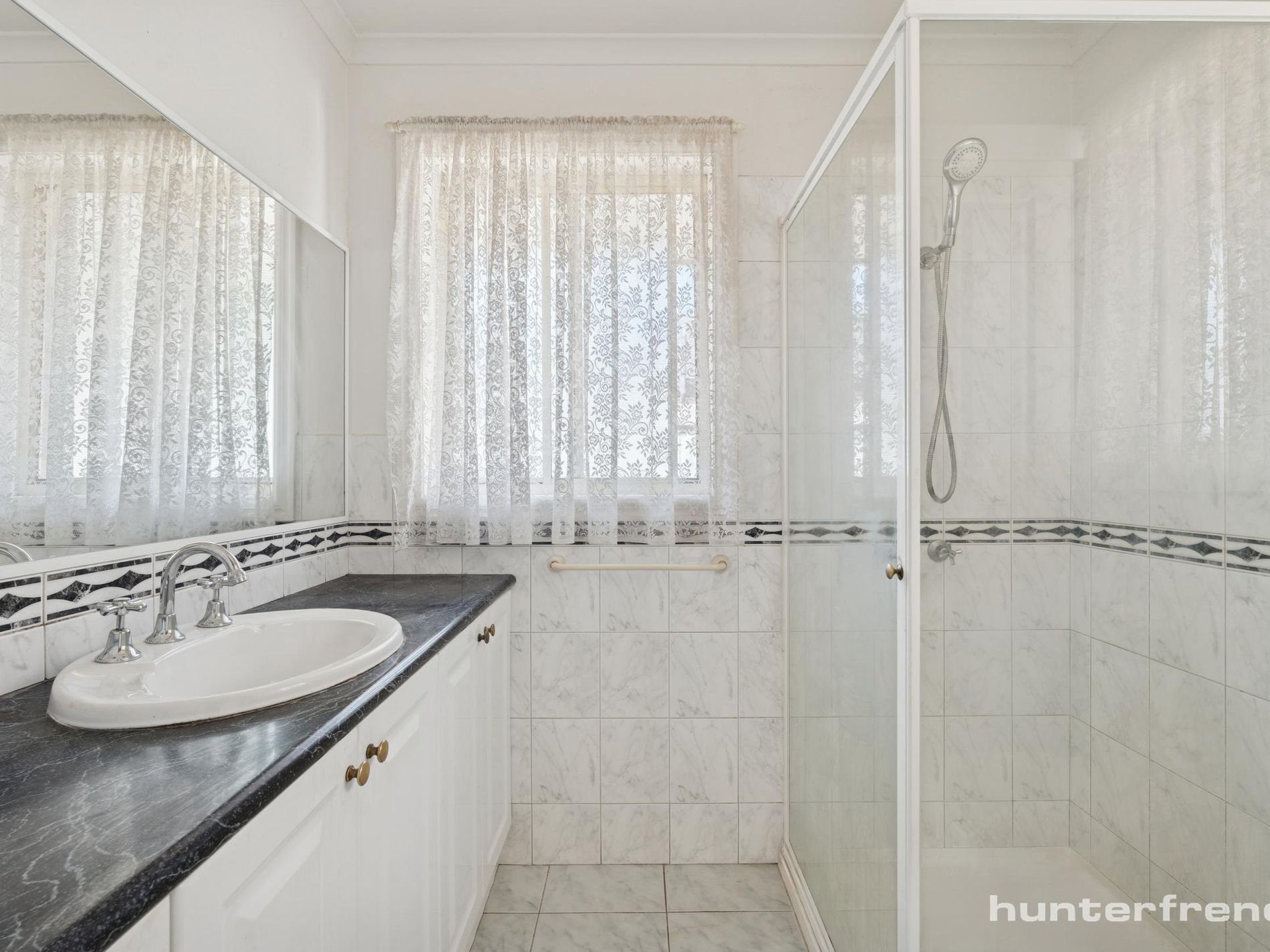 16 Myers Parade, Altona Meadows