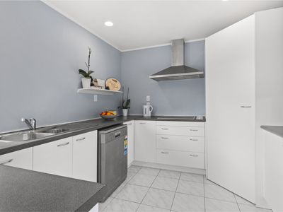 35 Rifleman Rise, Unsworth Heights