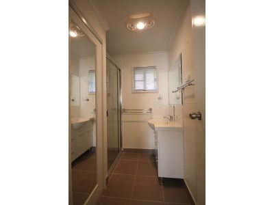 17 OXFORD STREET, Charters Towers City