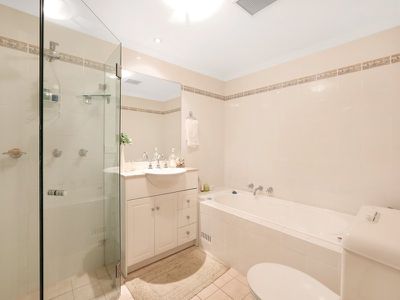 1 Figtree Avenue, Abbotsford
