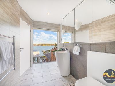 16 Gold Street, Blakehurst
