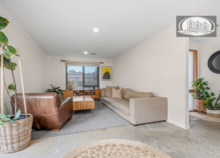 16 Webb Court, Portland