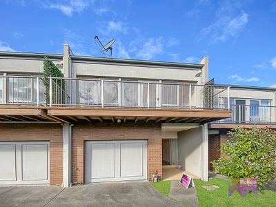 2 / 6 Spray Street, Mornington