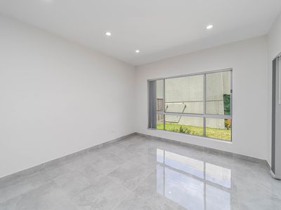 91 Dobroyd Drive, Elizabeth Hills