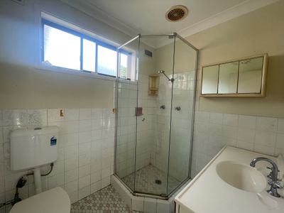 10 Holly Avenue, Chipping Norton