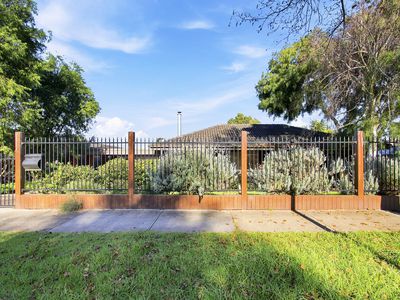 2 Rebecca Drive, Sale