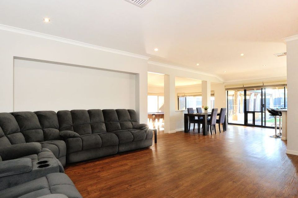 15 Conostylis Parade , Baldivis
