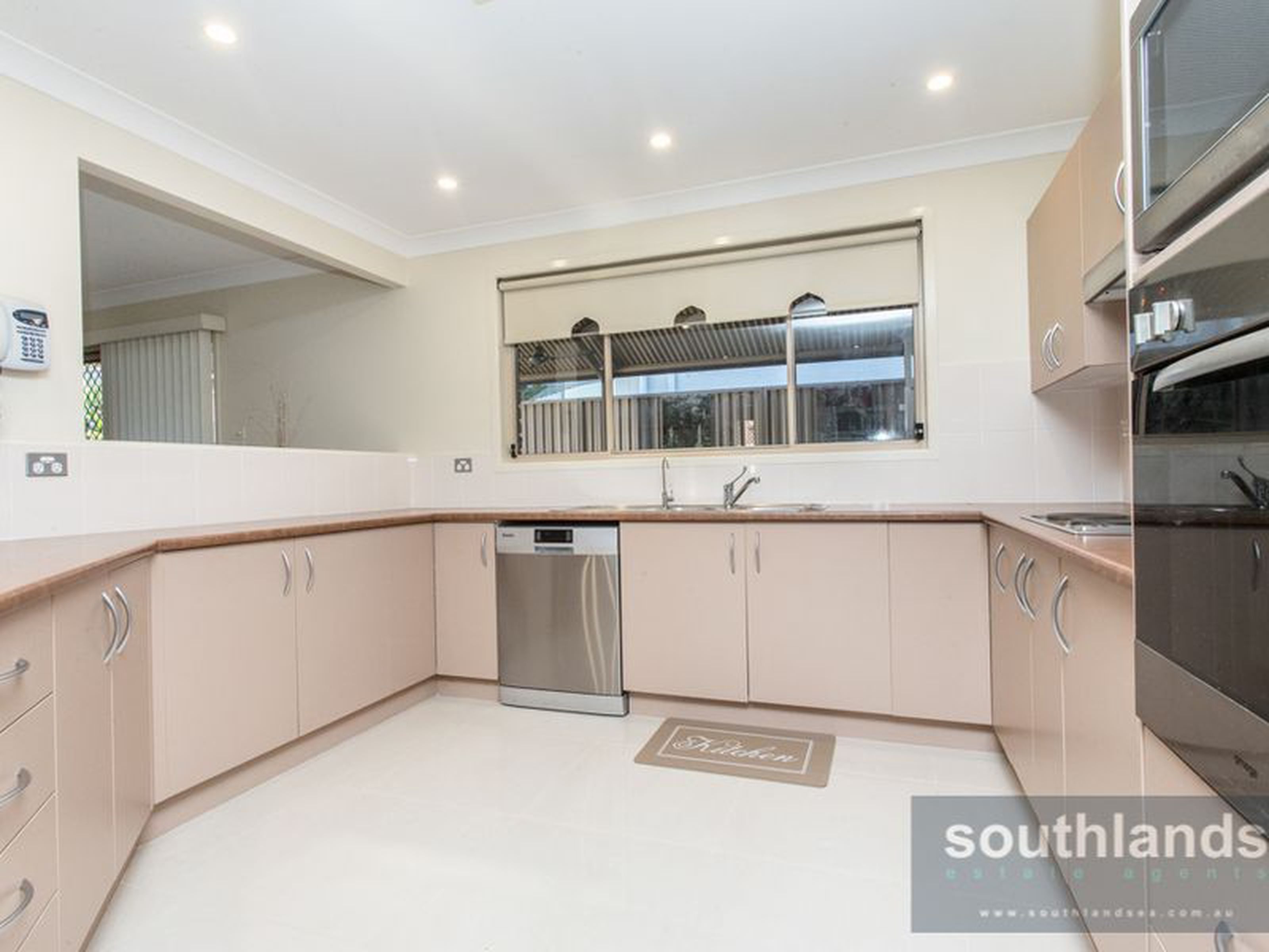 23 Heaton Ave, CLAREMONT MEADOWS