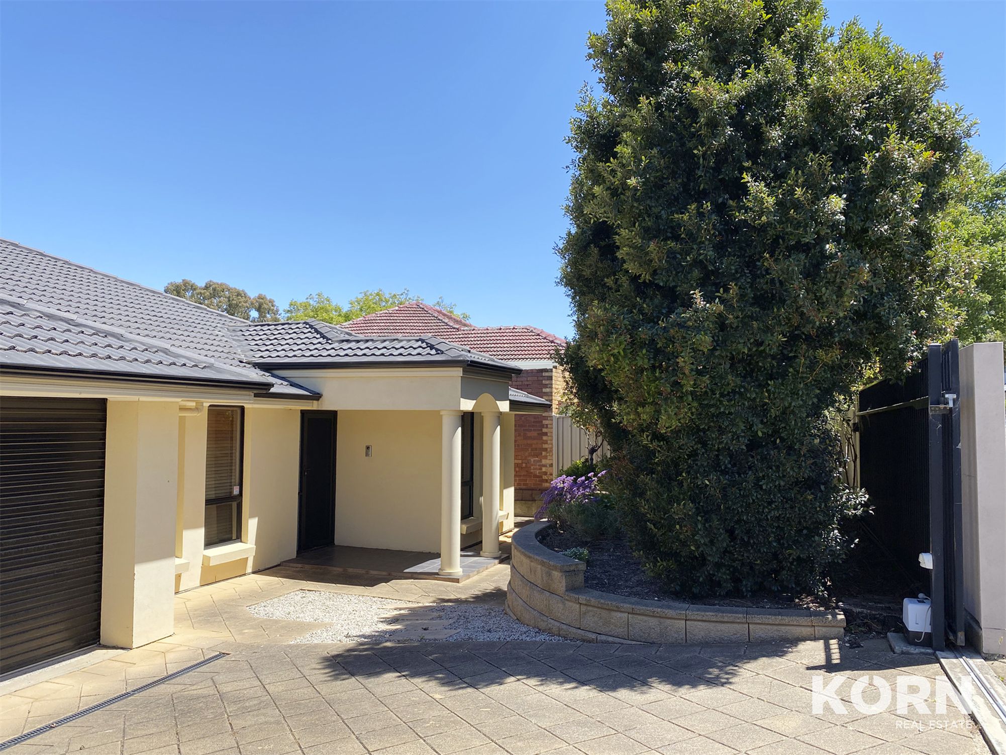12 Russell Street, Magill
