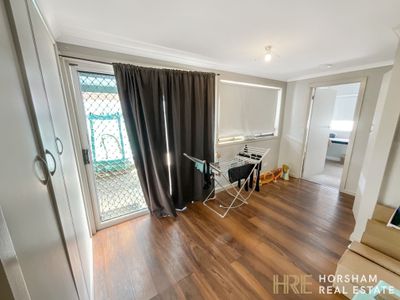 2 / 114 Bennett Road, Horsham